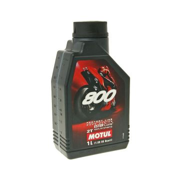 Motul mootoriõli 2-taktiline 800 Road Racing Factory Line 1 liiter